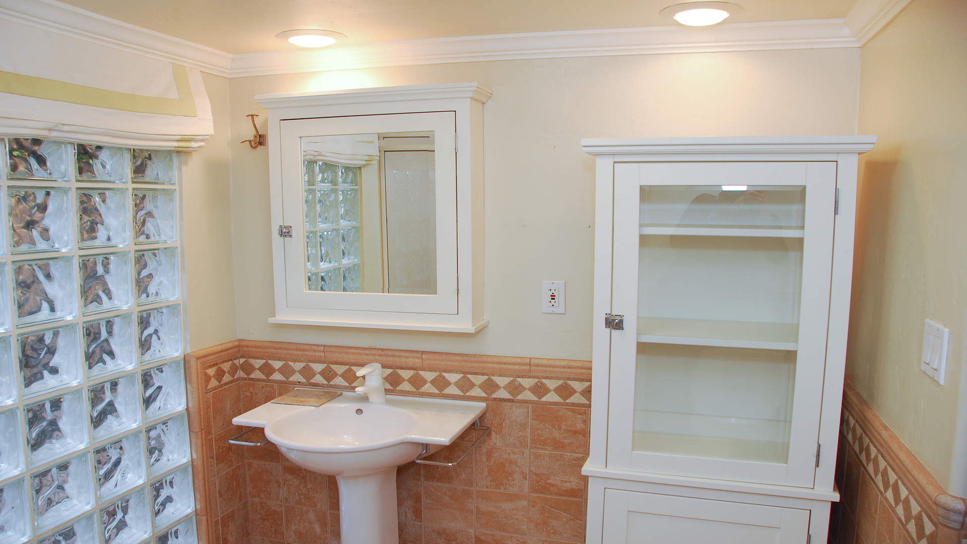 before hamel bathroom